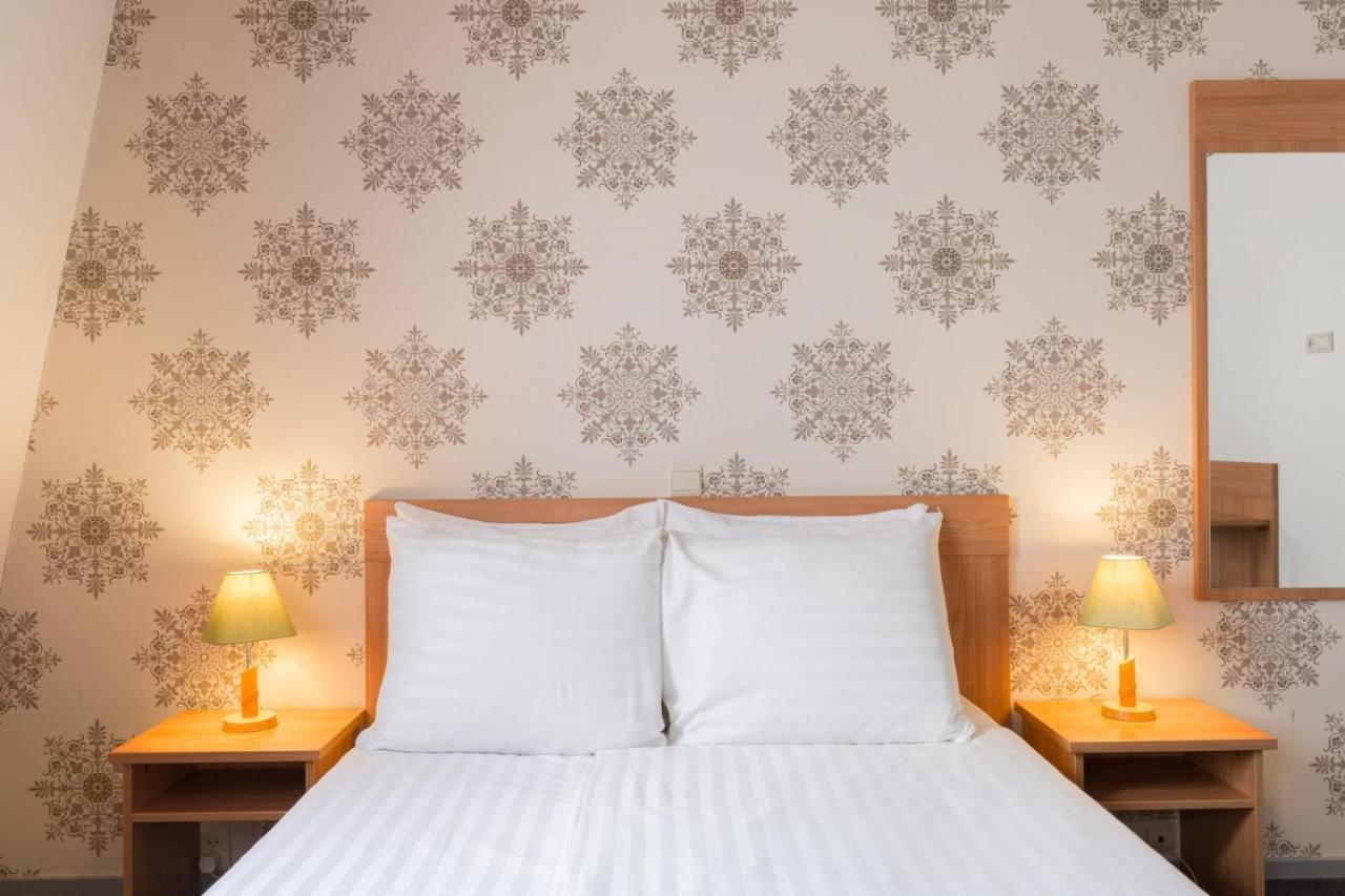 Rho Hotel Amsterdam Esterno foto