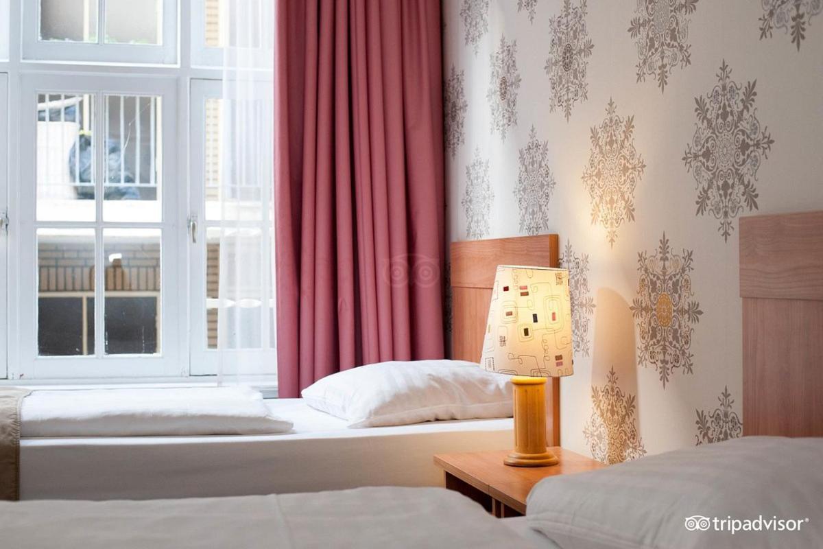 Rho Hotel Amsterdam Esterno foto
